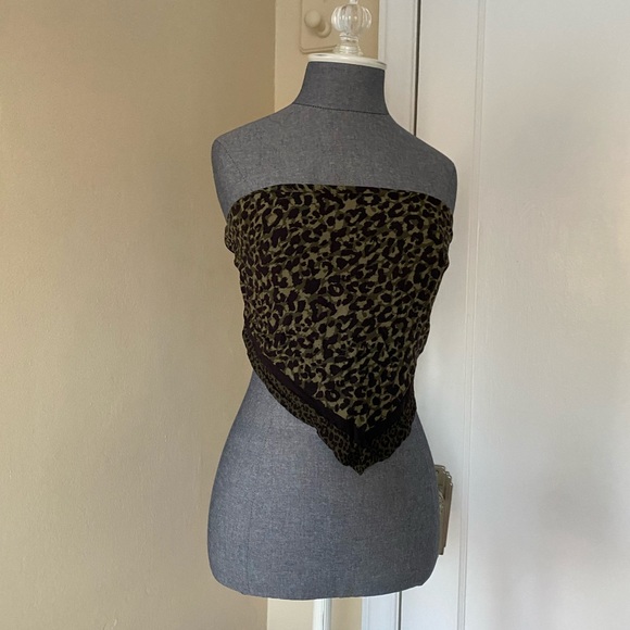 Hollister Women’s Green Printed Tube Top Size S - Picture 6 of 14